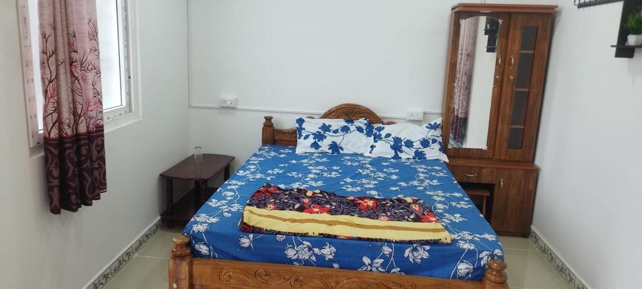 Kavieya Residency Hotel Pūrnānkuppam Екстериор снимка