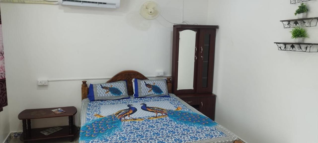 Kavieya Residency Hotel Pūrnānkuppam Екстериор снимка