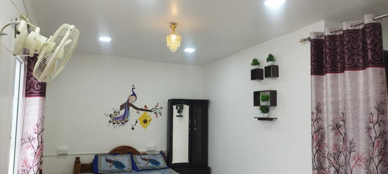 Kavieya Residency Hotel Pūrnānkuppam Екстериор снимка