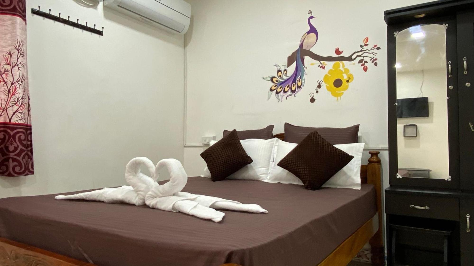 Kavieya Residency Hotel Pūrnānkuppam Екстериор снимка